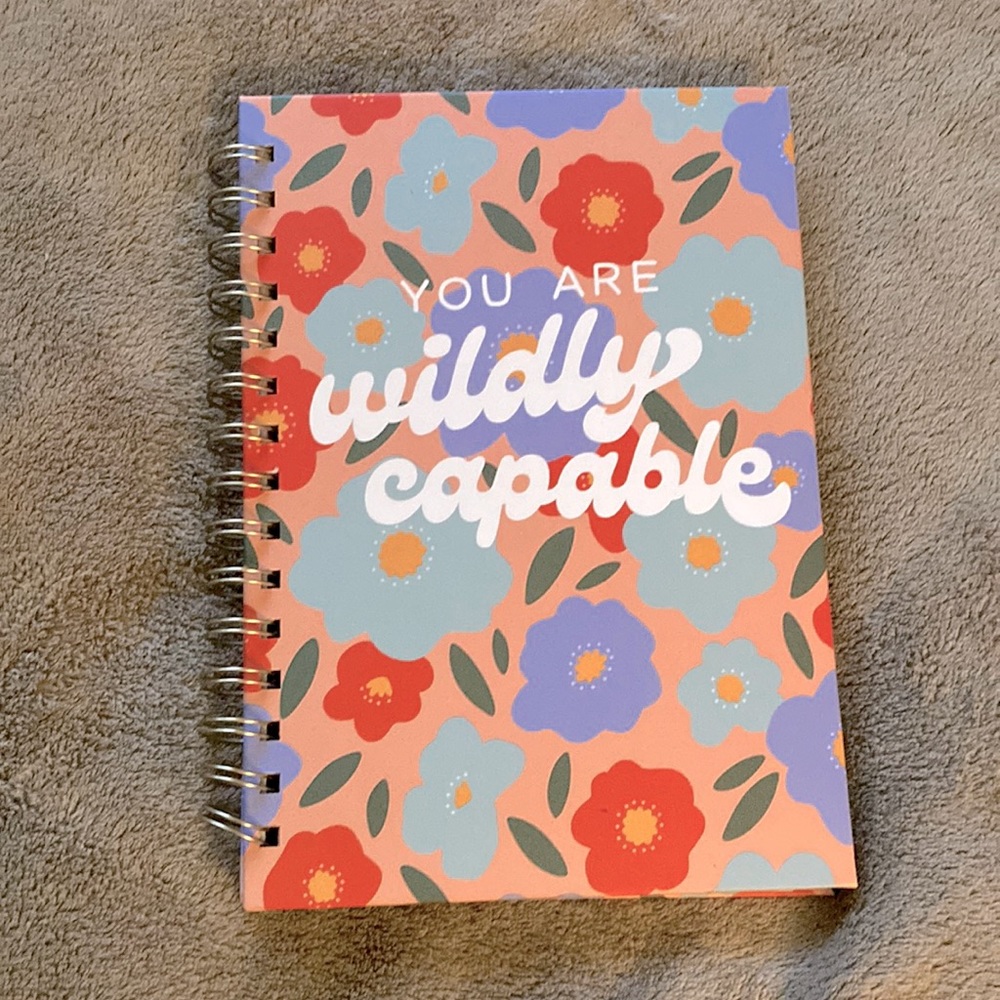 NWT pretty floral self-care journal 🌺